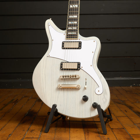 Deluxe Bedford LE - Offset Solidbody with Mini Humbuckers w/ Hardshell Case - Manufacturer's Sample - One of a Kind - Satin White Wash